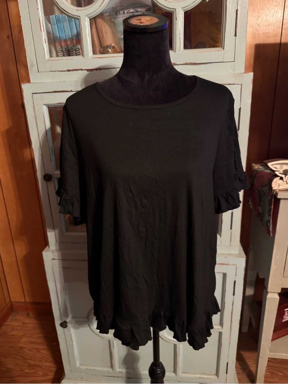 Black Ruffled Short Sleeve Top - Women Dearmsrose Size XL Beautiful B16